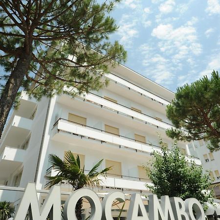 Hotel Mocambo Only Room Milano Marittima Exterior foto